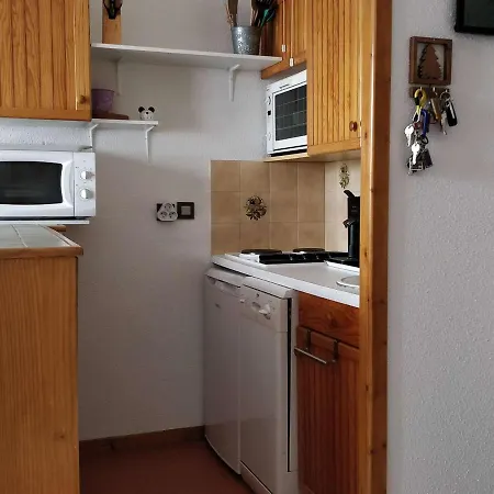 Apartamento 4 Pers, Pied Des Pistes, Parking, Animaux Admis - Fr-1-342-240 *